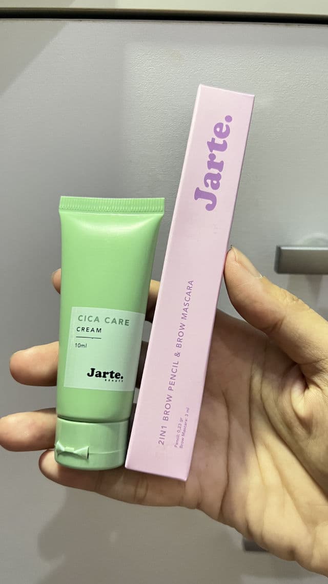JARTE Beauty Cica Care Cream Moisturizer review photo by kacamatahayuni
