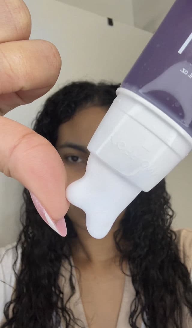EIOM Botide Plumping Gua Sha Serum review photo by yulitaalvrez