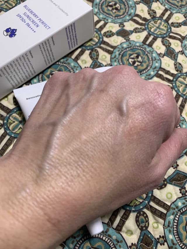 Bellflower Blueberry Perfect Sunscreen SPF50+ PA++++ review photo by robinhop