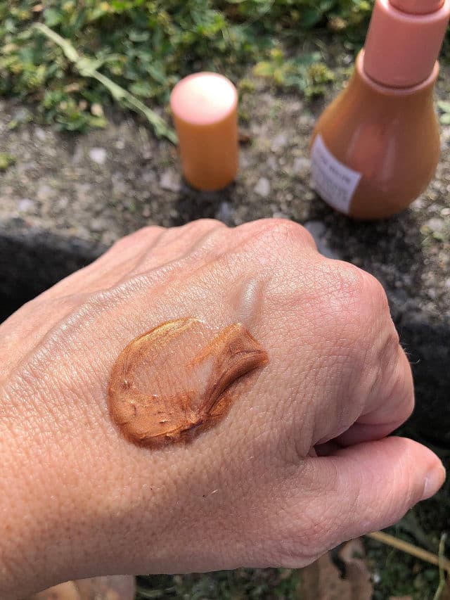 Glow Recipe Watermelon Glow Niacinamide Hue Drops Tinted Serum review photo by robinhop