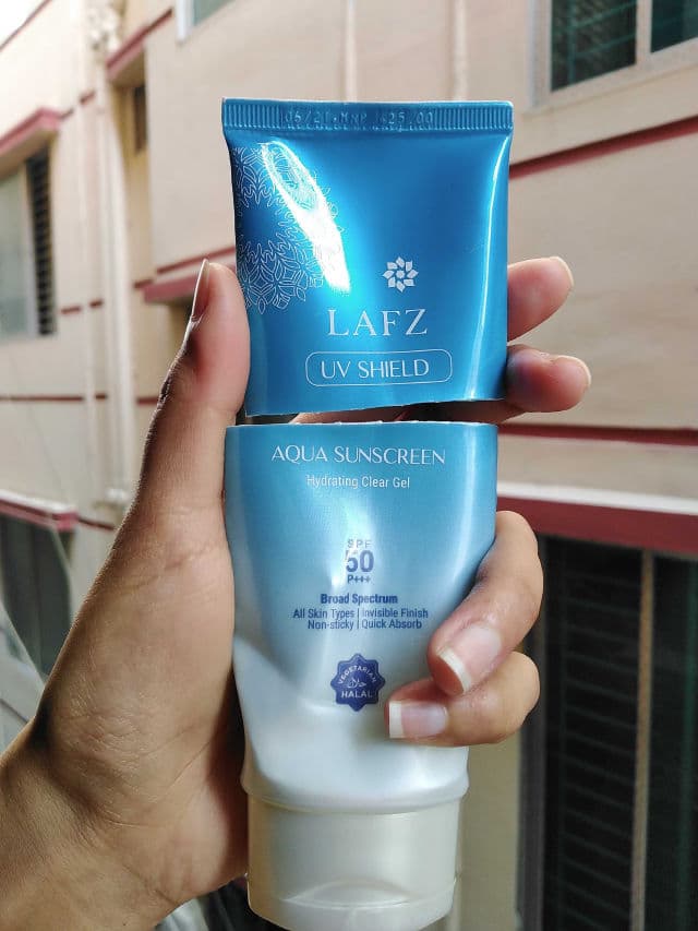LAFZ Aqua Sunscreen SPF 50 PA+++ review photo by Nishat