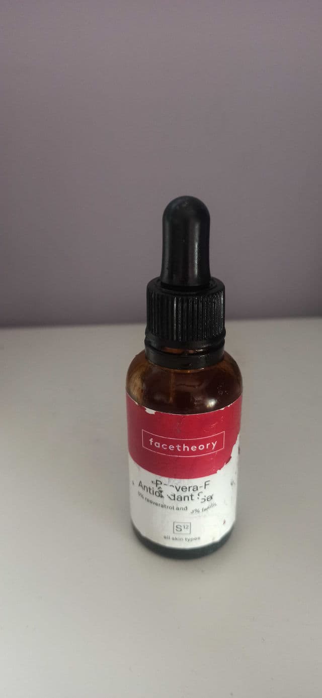 facetheory Resvera-F Antioxidant Serum S12 review photo by PetitGirl