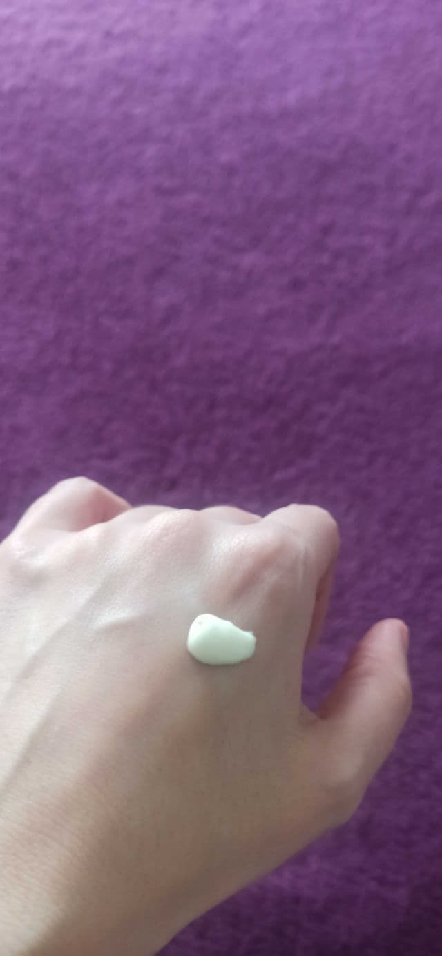 La Roche-Posay Anthelios UVMune 400 Hydratisierende Creme LSF 50+ review photo by PetitGirl