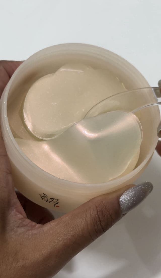 BEAUTY OF JOSEON Revive Under Eye Patch : Ginseng + Retinal review photo by MayaraMagri