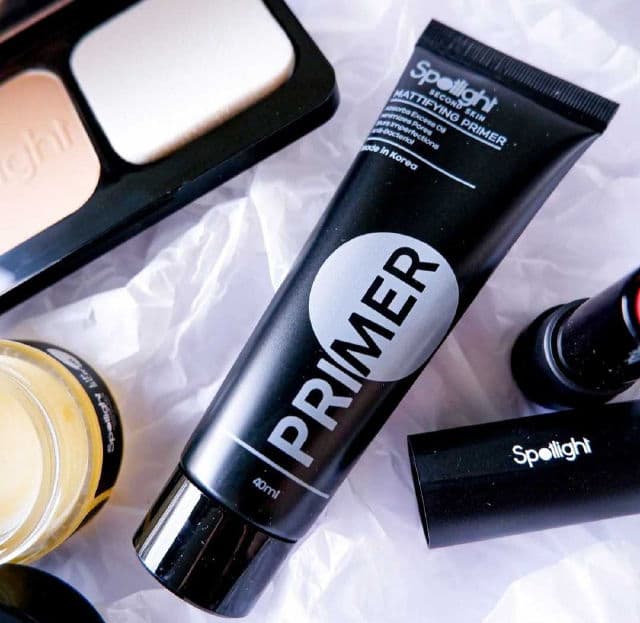 Spotlight Cosmetics Second Skin Mattifying Primer review photo by elaineganuelas