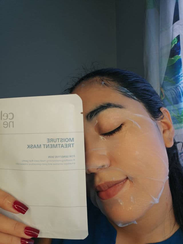celqne Moisture Treatment Mask review photo by SindyOsorto98