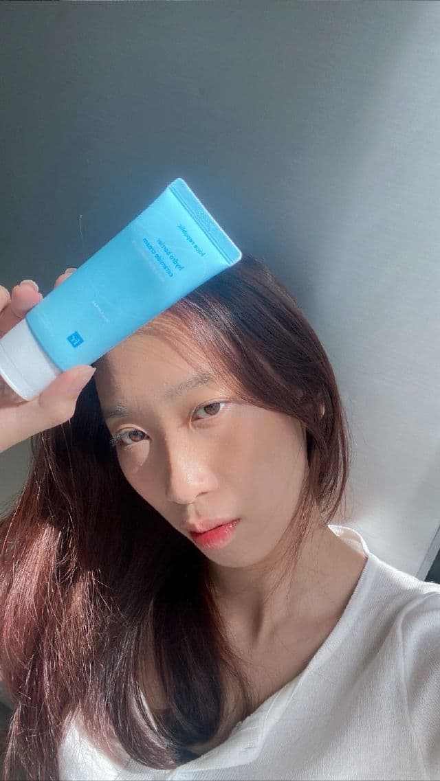 Face Republic Hydro Barrier Ceramide Cream review photo by Laoyi