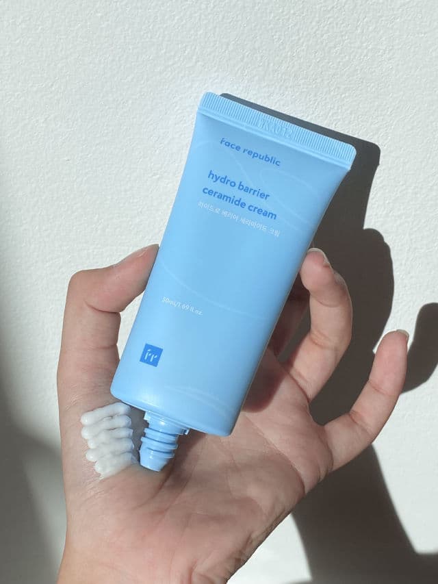 Face Republic Hydro Barrier Ceramide Cream review photo by Laoyi