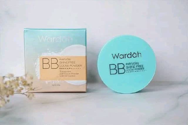 Wardah Everyday BB Shine Free Loose Powder review photo by evipebilestari