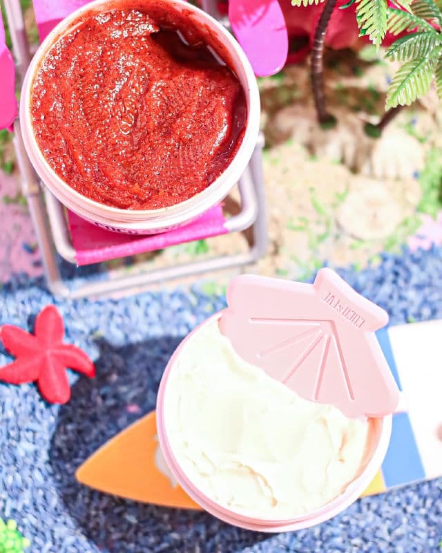 Coco & Eve Bali Buffing Sugar review photo by glowediaries