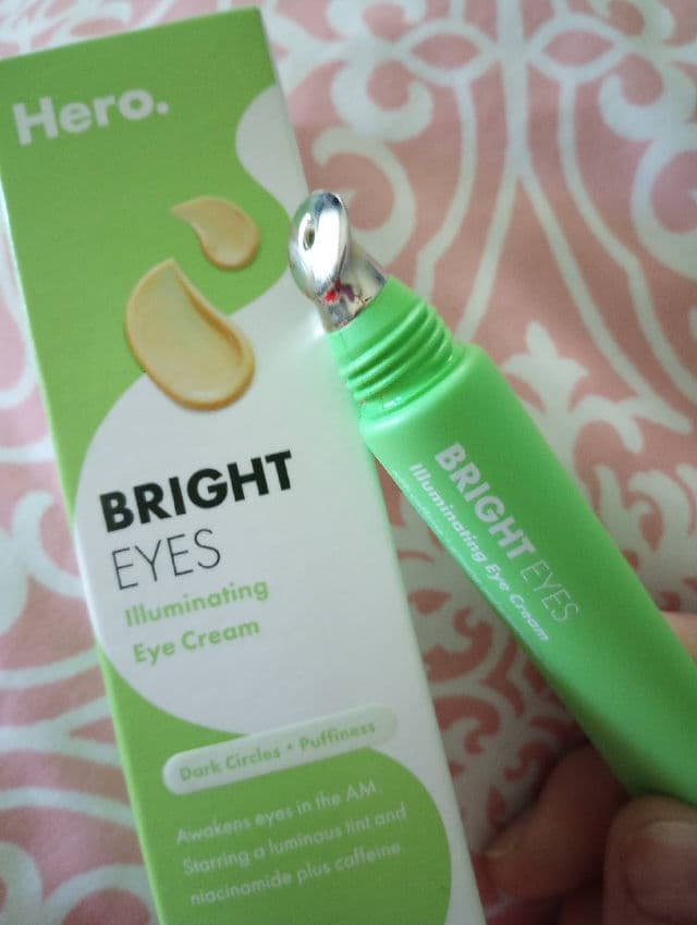 Hero Cosmetics Bright Eyes review photo by MadMom