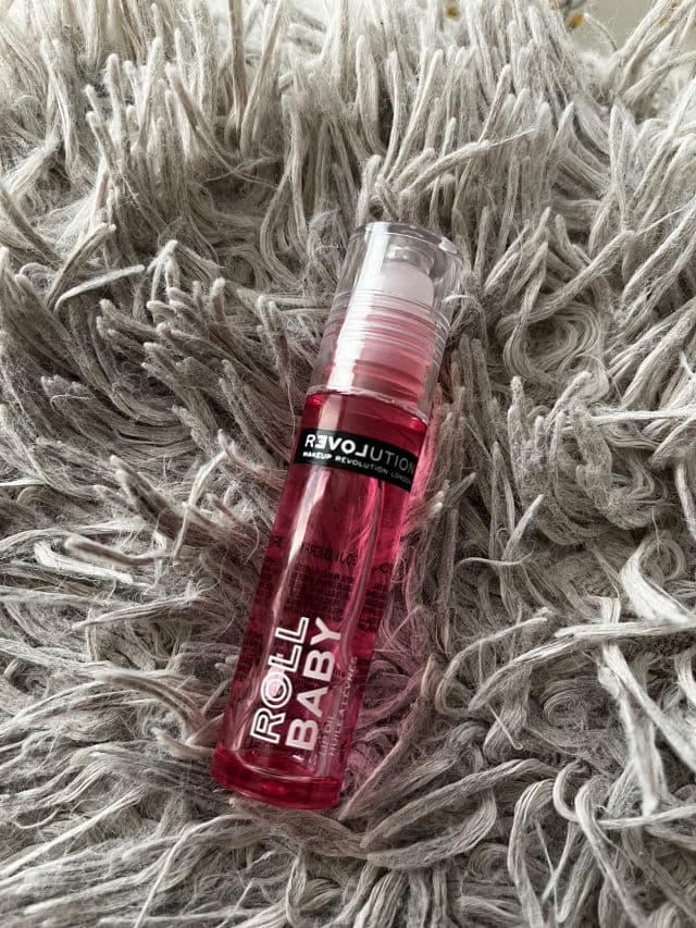 Revolution Beauty Relove Roll Baby Lip Oil review photo by Sara93