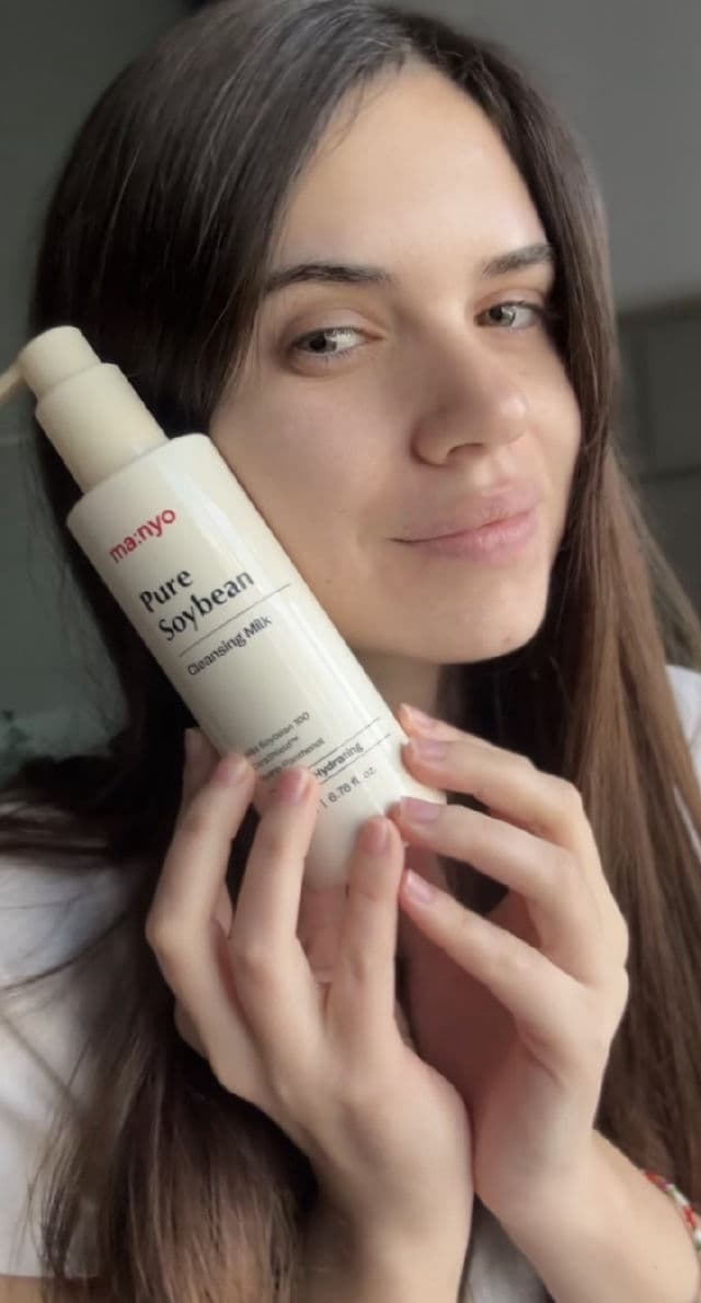 manyo Pure Soybean Cleansing Milk review photo by Mireiia94