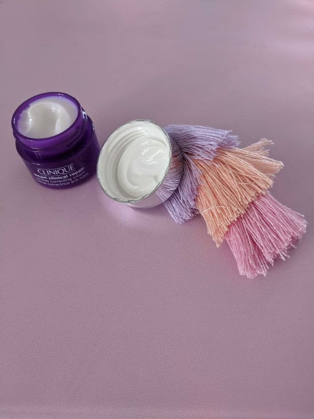 Clinique Smart Clinical Repair Wrinkle Correcting Cream review photo by Winnielii