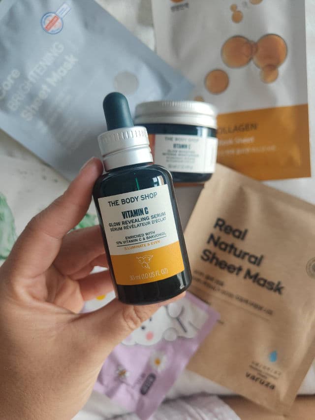 The Body Shop Vitamin C Glow Revealing Serum review photo by miittocador