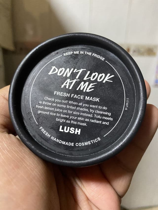 LUSH Don't Look At Me review photo by Bazz