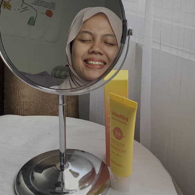 HAYEJIN VitaMild Daily Sun Milk SPF50+ PA++++ review photo by Chaerish