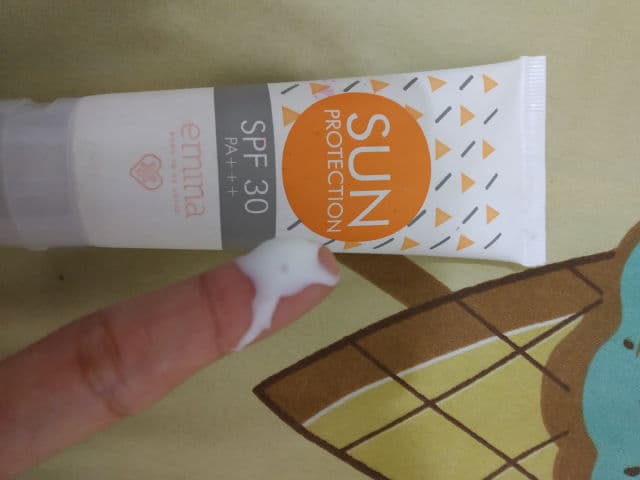 Emina Sun Protection SPF 30 PA+++ review photo by Teta03