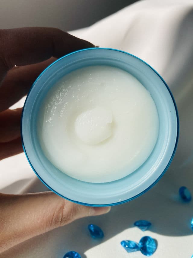 Neutrogena Hydro Boost Night Pressed Face Serum review photo by Debby25