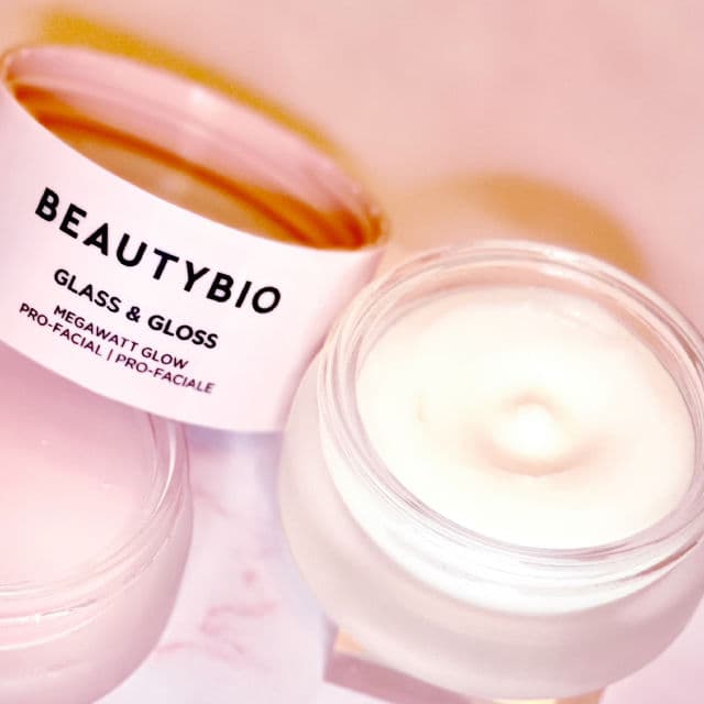 BeautyBio Glass & Gloss Megawatt Glow Pro-Facial - Glass Scrub review photo by Destinylilah