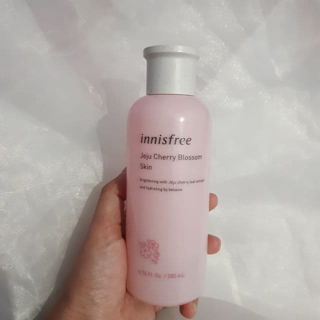 INNISFREE Jeju Cherry Blossom Skin review photo by Devi3