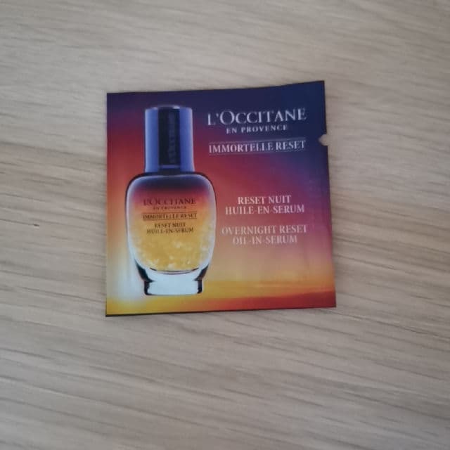 L'Occitane Immortelle Overnight Reset Oil-in-Serum review photo by Cheersskin