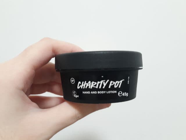 LUSH Charity Pot review photo by Hinarushi
