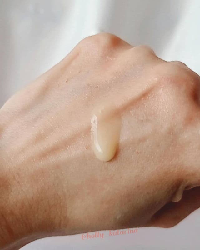KLARMED Vitamin C Ginseng Berries Serum review photo by Hollykatarina