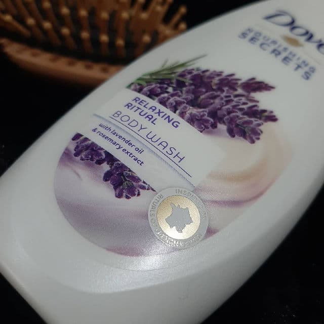 Dove Nourishing Secrets Relaxing Ritual Body Wash review photo by IvyPedrozo