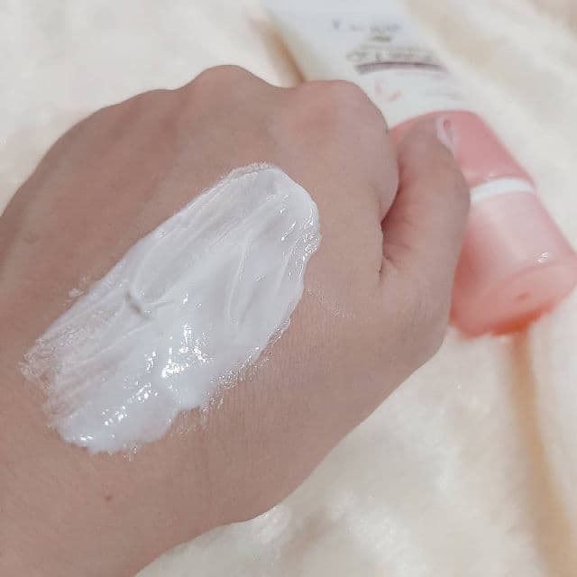 Dove Intensive Renew Deodorant Dry Serum Collagen + Vitamin B3 review photo by IvyPedrozo