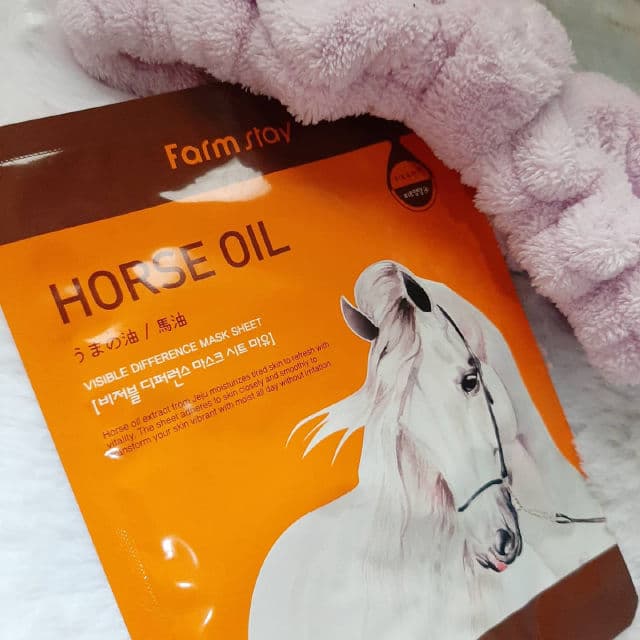 Farmstay Horse Oil Visible Difference Mask Sheet review photo by IvyPedrozo