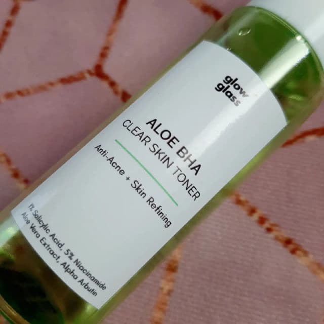 glow glass Aloe BHA Clear Skin Toner review photo by IvyPedrozo