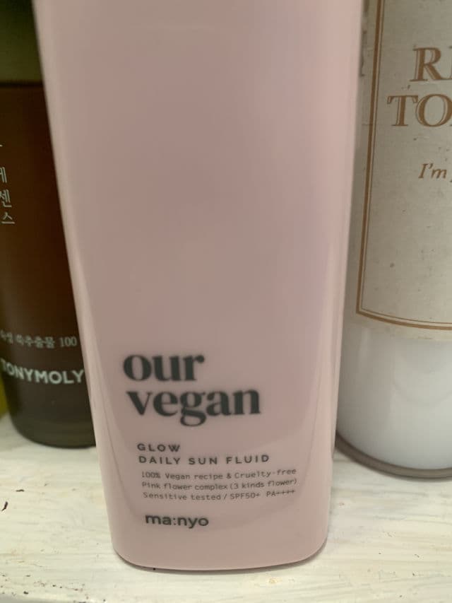 manyo Our Vegan Sun Fluid Glow review photo by Jeau718
