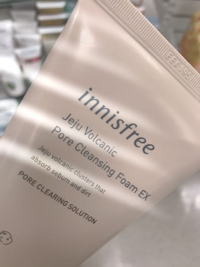 INNISFREE Jeju Volcanic Pore Cleansing Foam review photo by Kkace