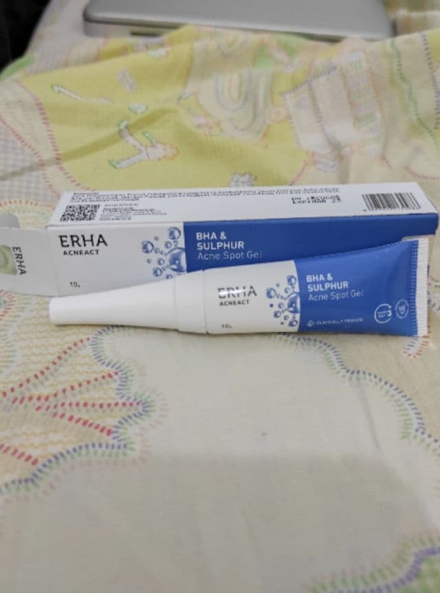 ERHA Acne Care Lab Acne Spot Gel review photo by Lailynfl