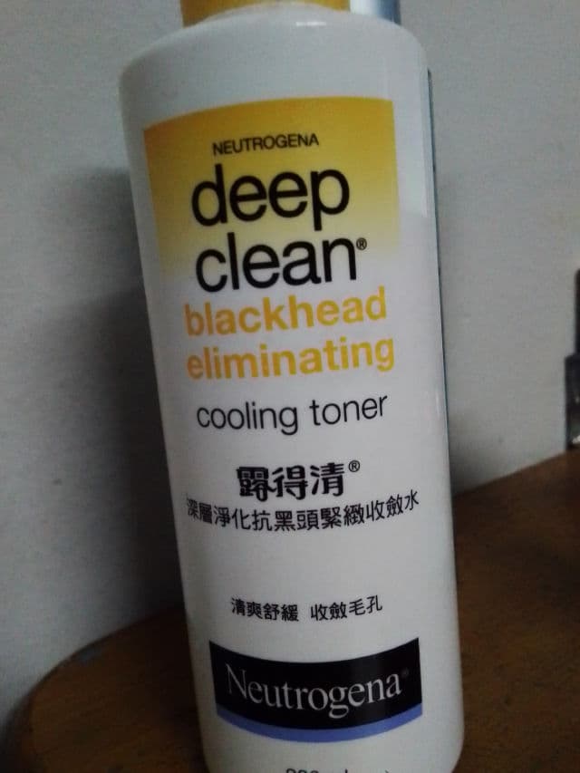 Neutrogena Deep Clean Blackhead Eliminating Toner review photo by Yinnnn