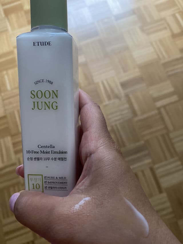 ETUDE SoonJung Centella 10-Free Moist Emulsion review photo by Mareenap
