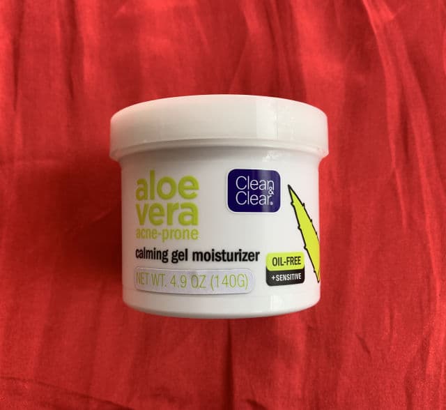 Clean & Clear Aloe Vera Calming Gel Moisturizer review photo by MargaritaX