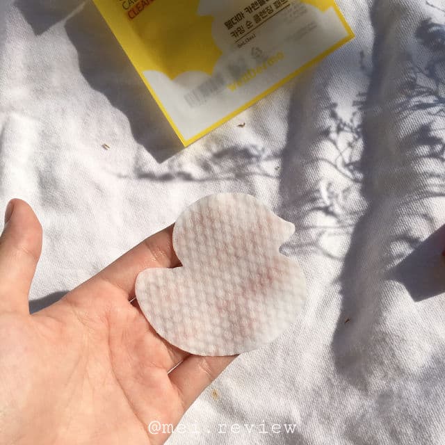 WellDerma Calendula Calming Soon Cleansing Pad review photo by MeiMeiReview