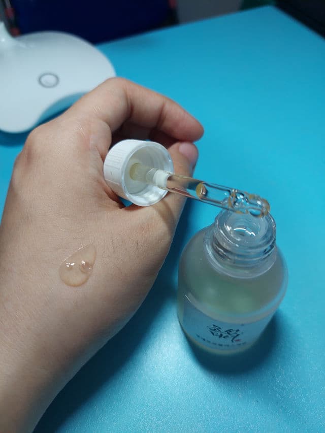 BEAUTY OF JOSEON Glow Serum Propolis + Niacinamide review photo by MeiskeJ