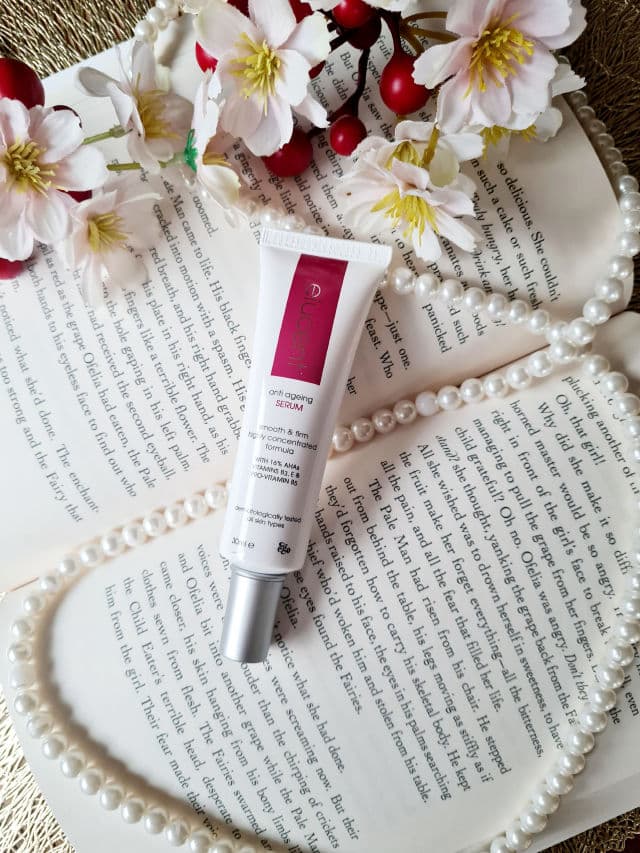 Elucent Skincare Anti Ageing Serum review photo by Minabutt