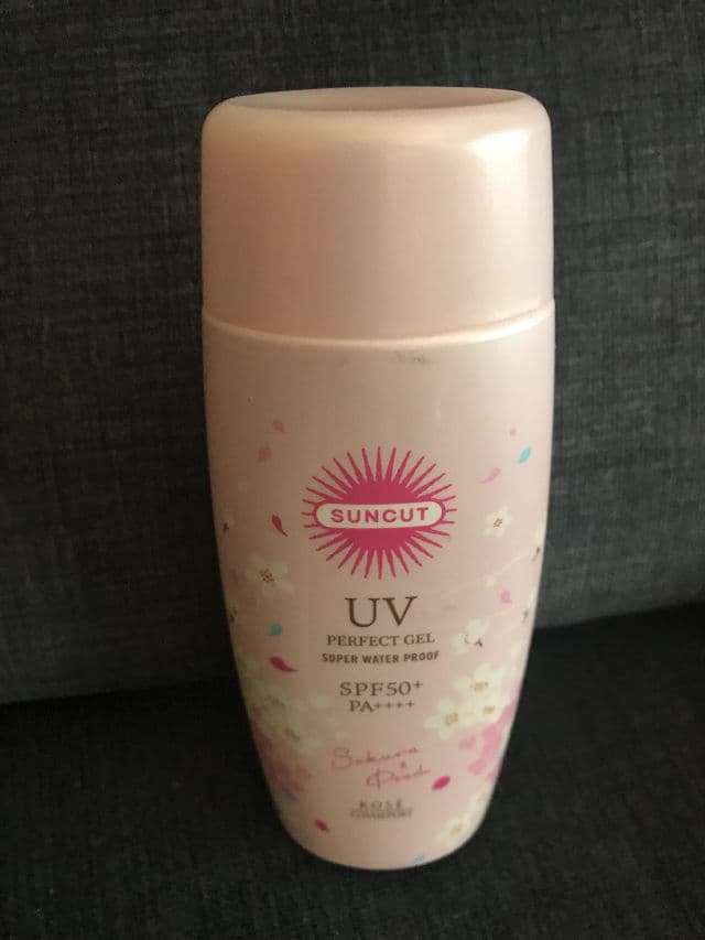 Kose Suncut UV Perfect Gel Super Waterproof SPF50+ PA++++ Sakura Edition review photo by Minimou
