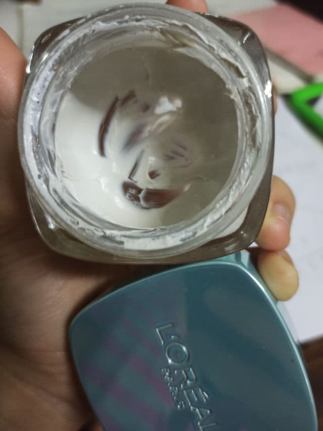 L'Oreal Paris Pure Clay Mask Hydration review photo by Miss_LunaYee
