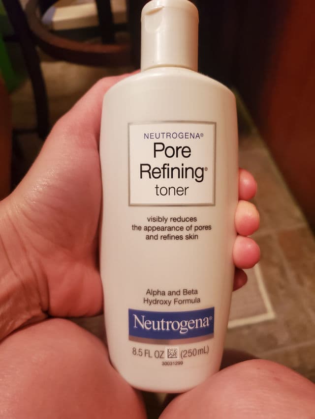 Neutrogena Pore Refining Toner, Alpha and Beta Hydroxy Formula review photo by MsJamieLynn