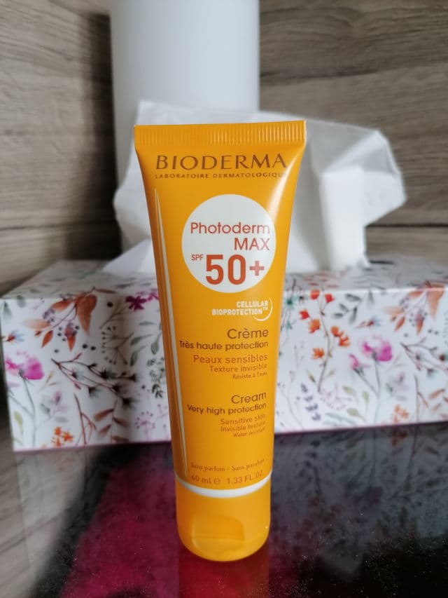 Bioderma Photoderm MAX Cream SPF 50+ review photo by Petrenci