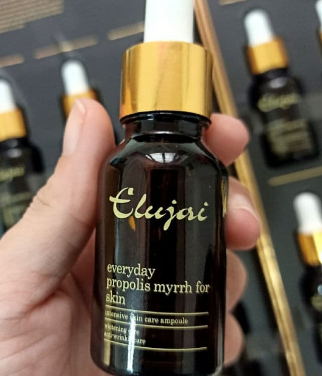Elujai Everyday Propolis Myrrh Ampoule review photo by PickyBhev