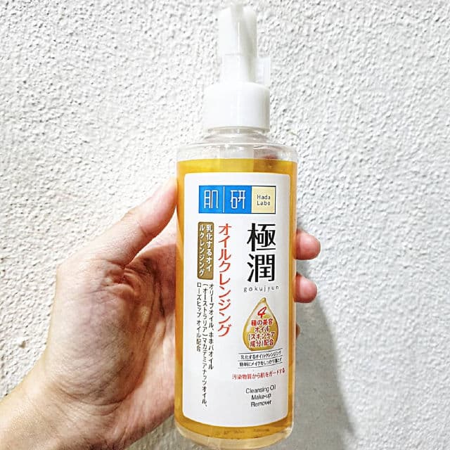 Hada Labo Super Hyaluronic Acid Hydrating Cleansing Oil review photo by whenfarhanareviews
