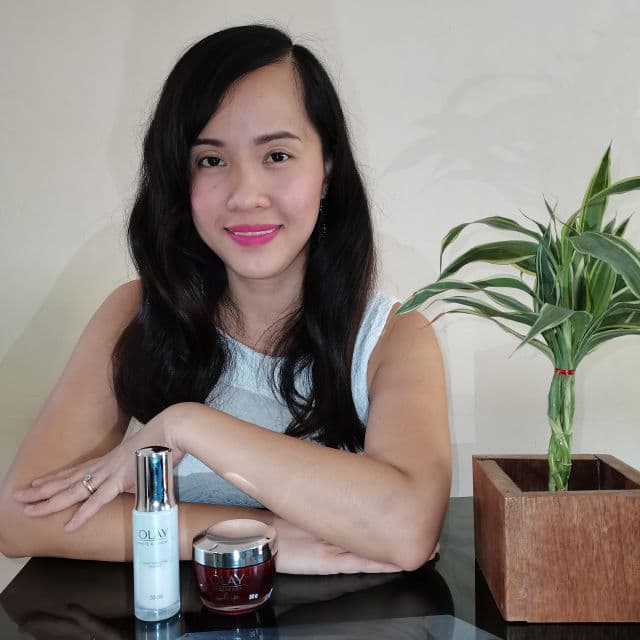 Olay White Radiance Light Perfecting Essence review photo by PickyMaylyn