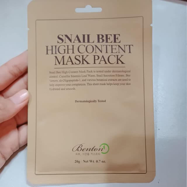 BENTON Snail Bee High Content Mask Pack review photo by Rathayaz