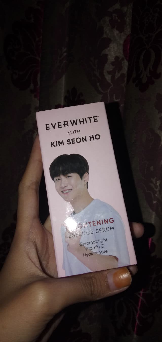 Everwhite Brightening Essence Serum review photo by RereNa